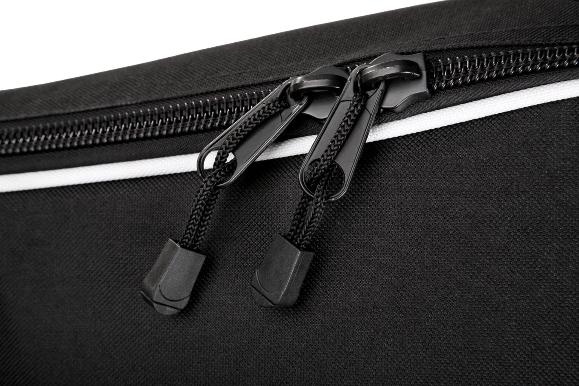 Klassikgitarrentasche Deluxe 4/4 schwarz Klassikgitarrentasche Deluxe 4/4 schwarz