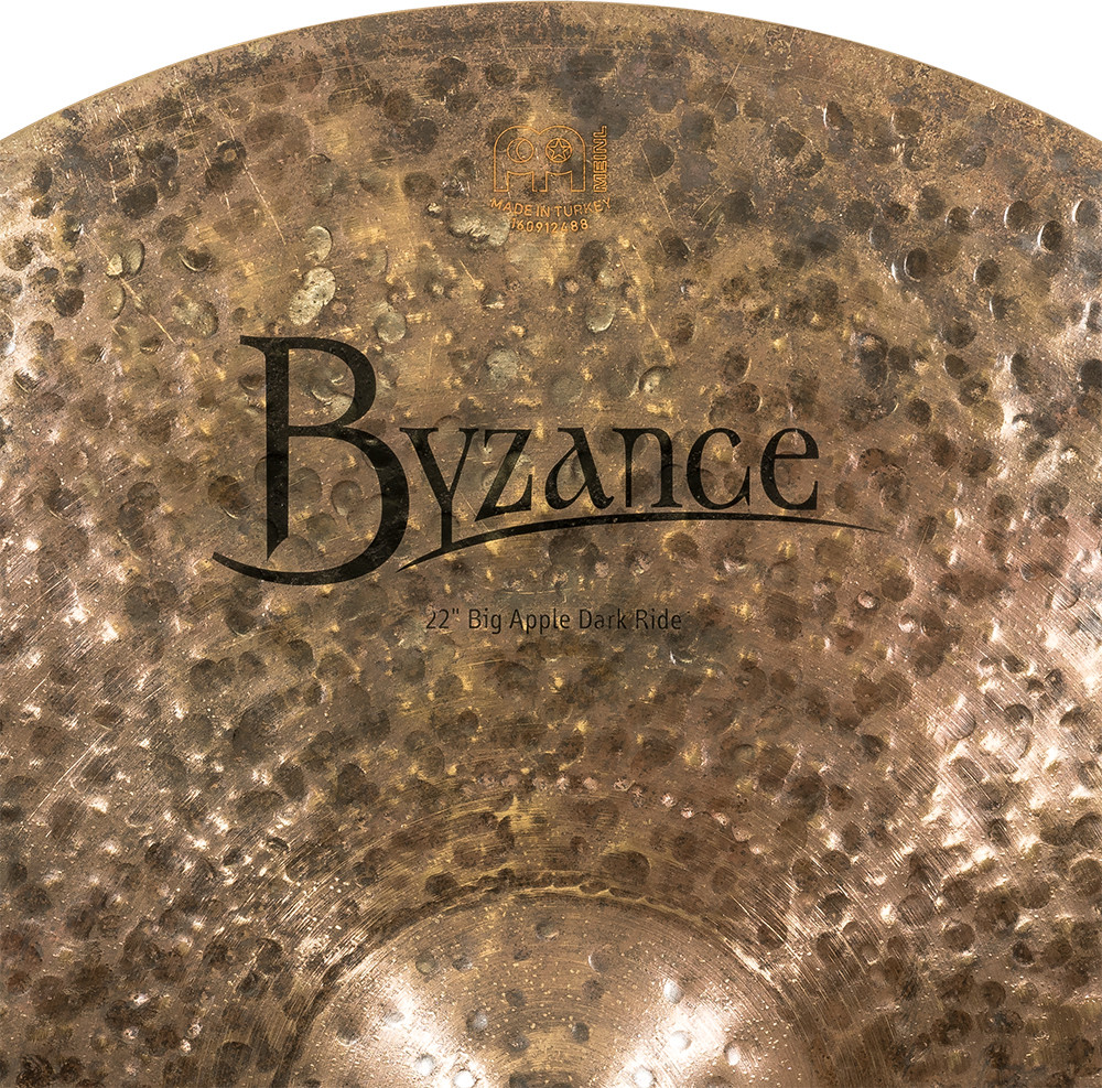 Byzance Dark Big Apple Ride - 22" Byzance Dark Big Apple Ride - 22"