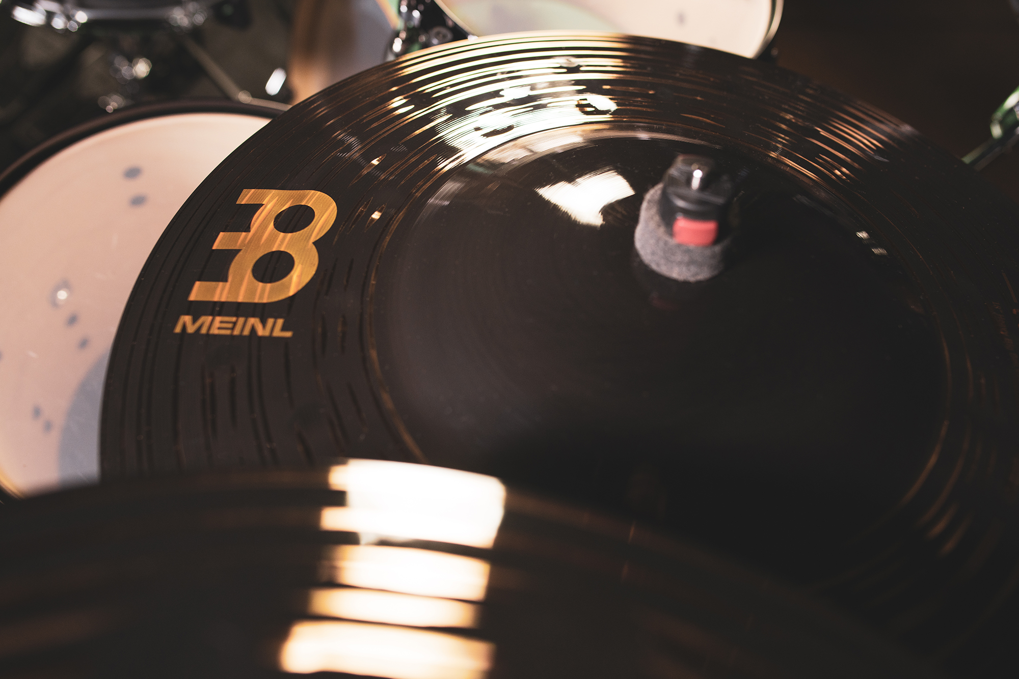 CC18HBBDAR Classics Custom Dark 18" Heavy Big Bell Ride CC18HBBDAR Classics Custom Dark 18" Heavy Big Bell Ride