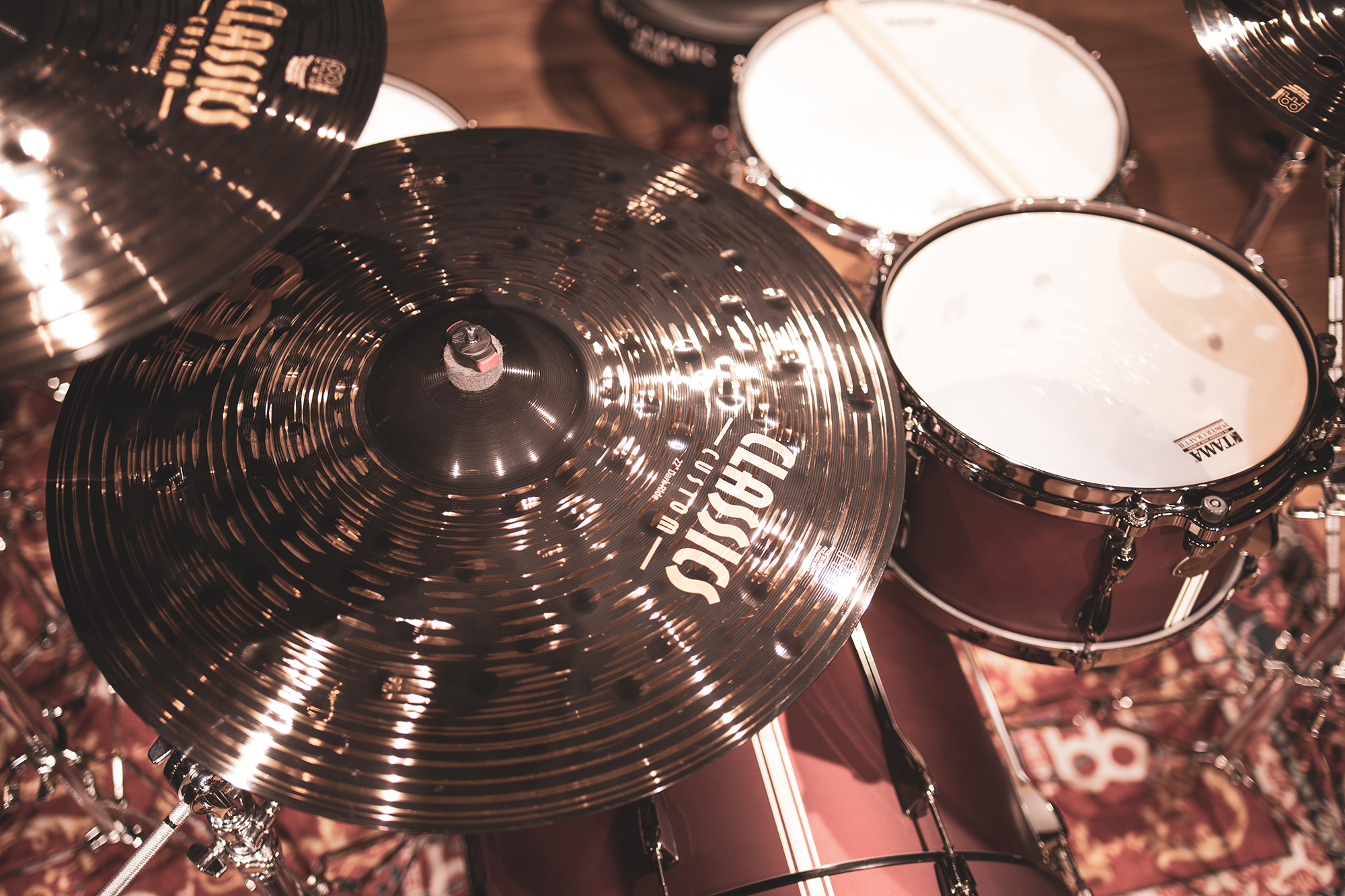 CC22DAR Classics Custom Dark 22" Ride