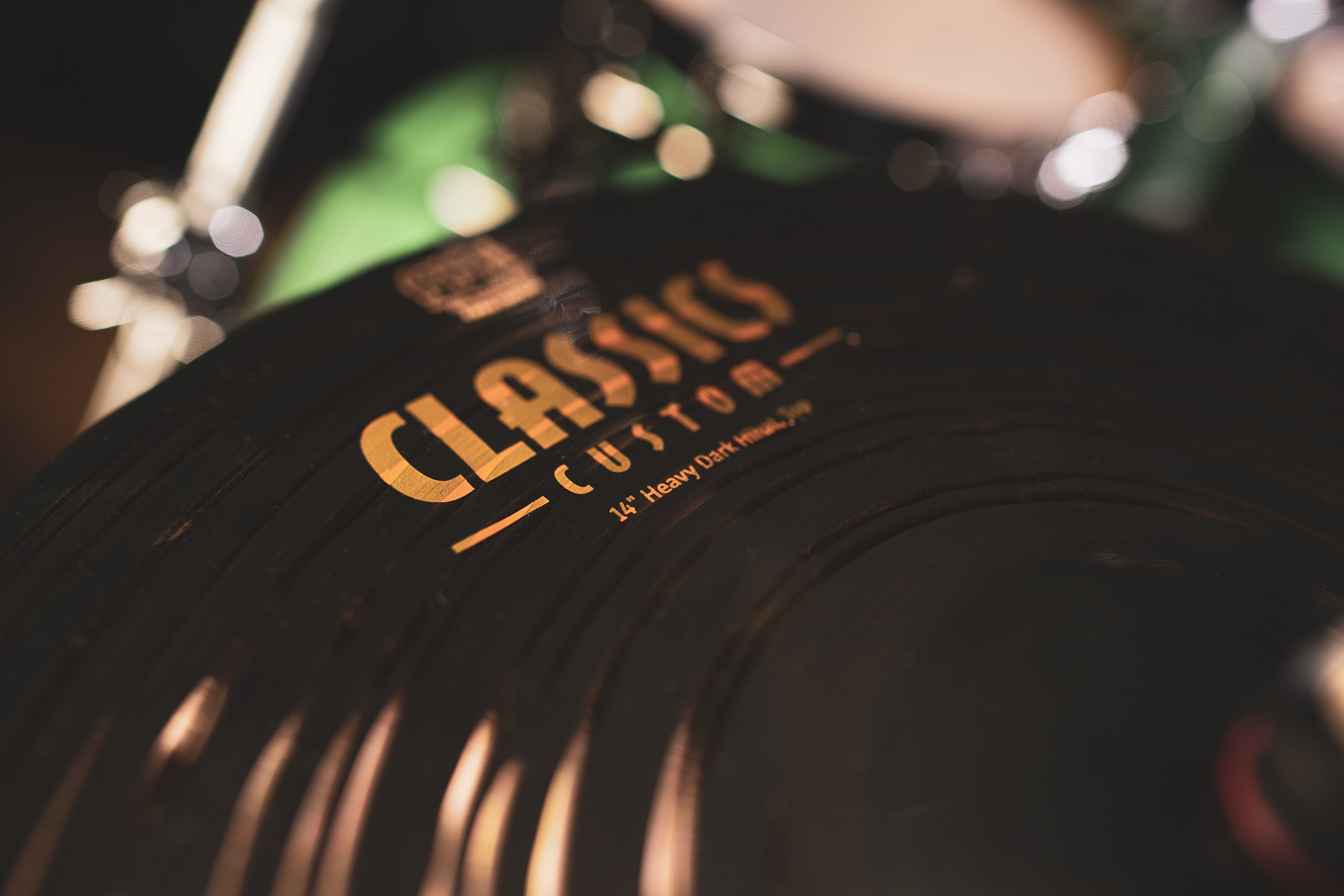 CC14HDAH Classics Custom Dark 14" Heavy Hi-Hat CC14HDAH Classics Custom Dark 14" Heavy Hi-Hat