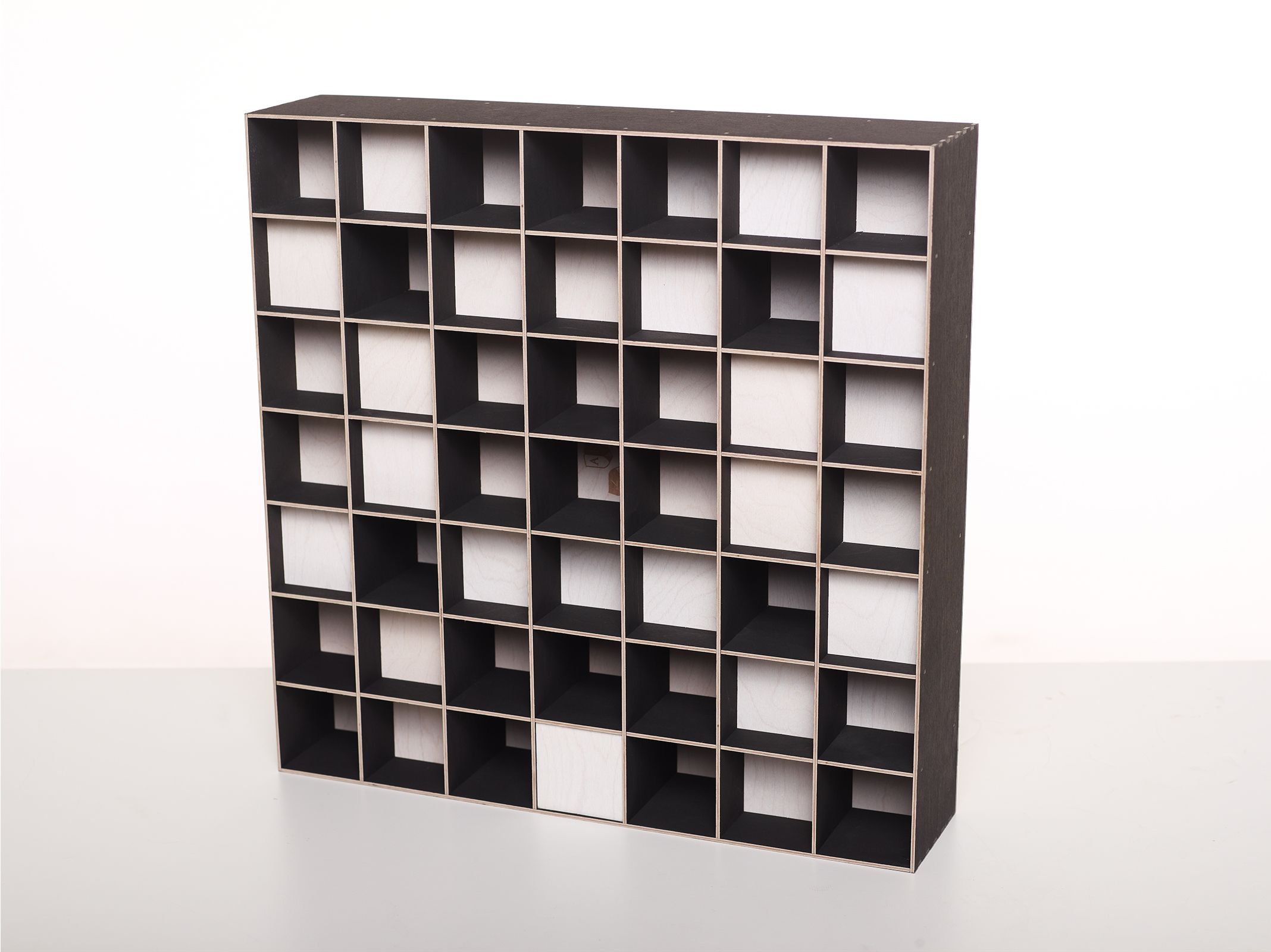QR-49 PRO Black & White