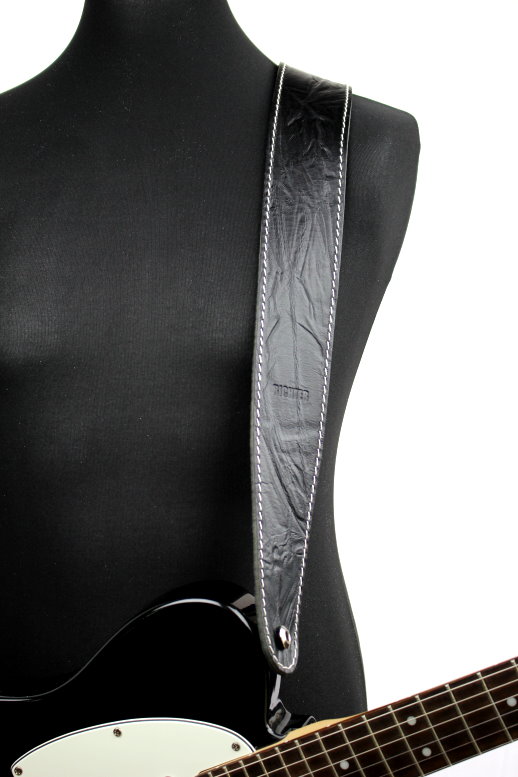 Raw II Contour Wrinkle Black Raw II Contour Wrinkle Black