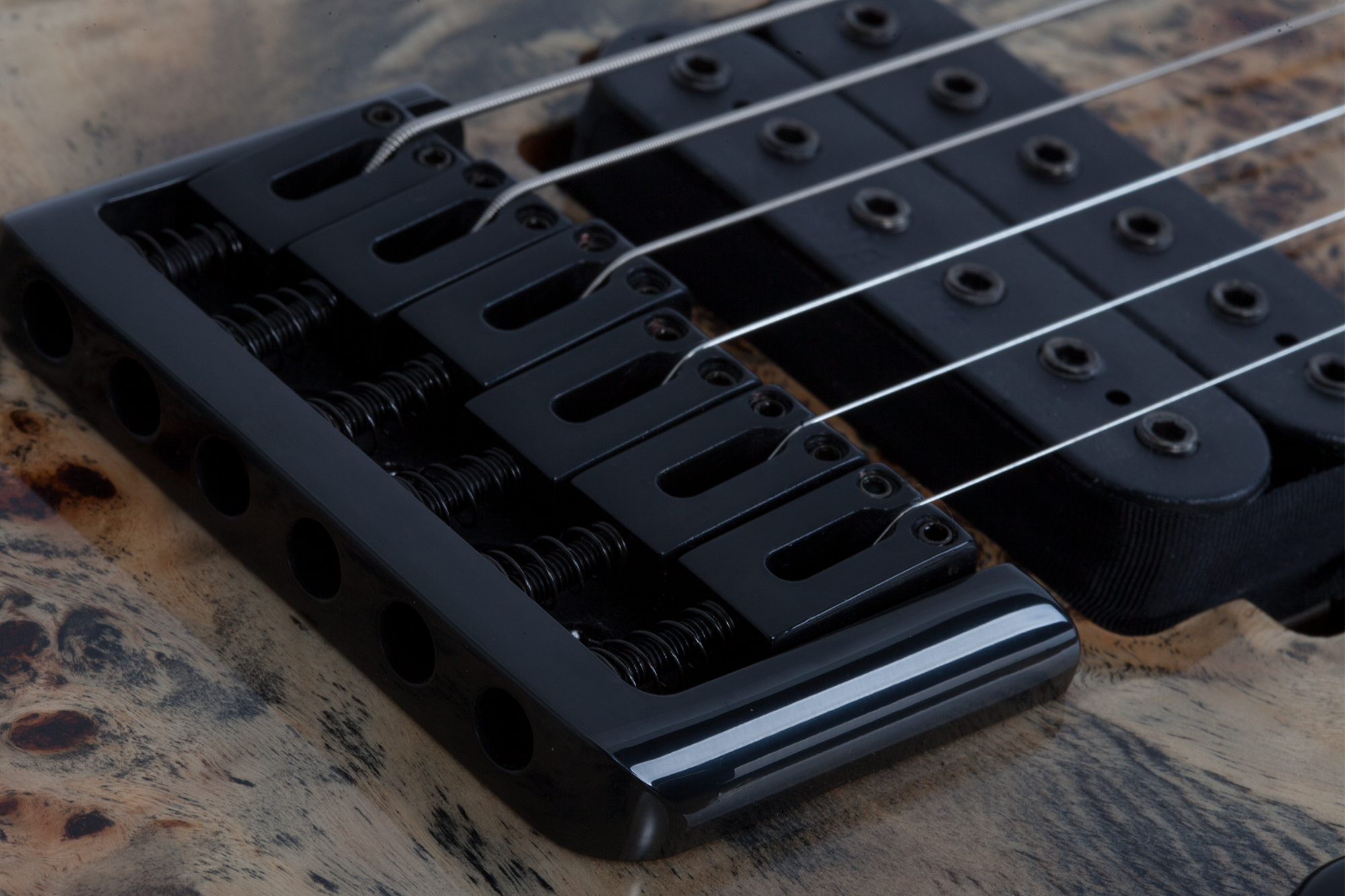 C-6 Pro Charcoal Burst C-6 Pro Charcoal Burst