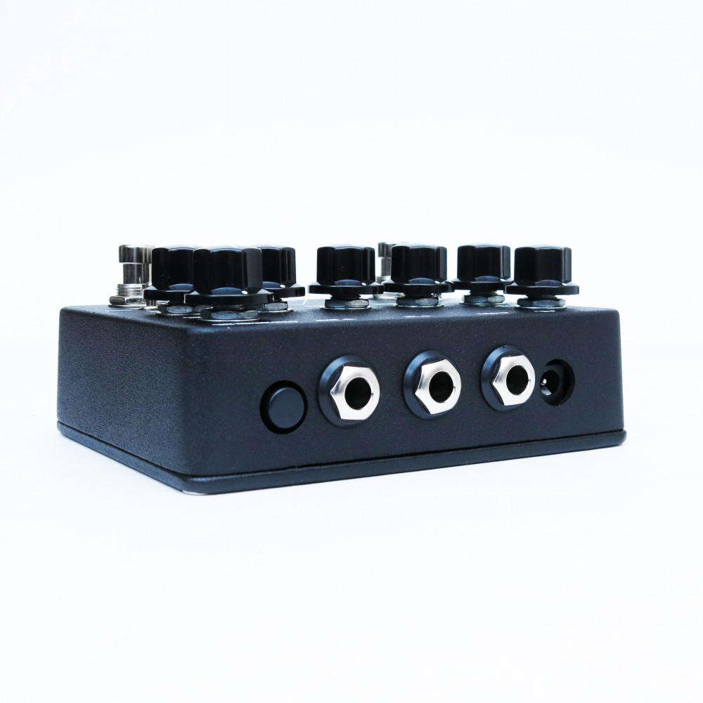Dark Side Neo-Vintage Fuzz / Delay / Modulation Dark Side Neo-Vintage Fuzz / Delay / Modulation