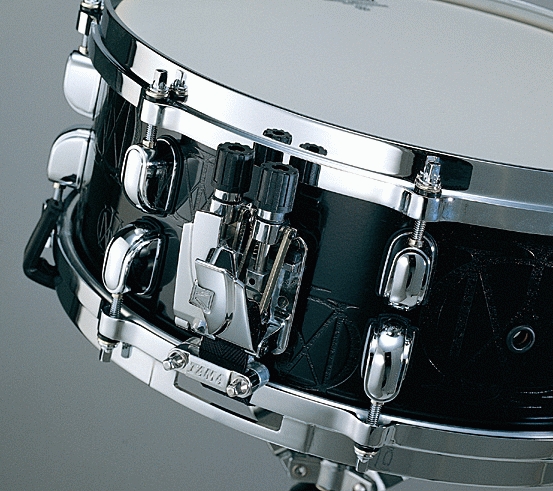 Mike Portnoy Snare 14x5,5 Steel Hammered Flat Black