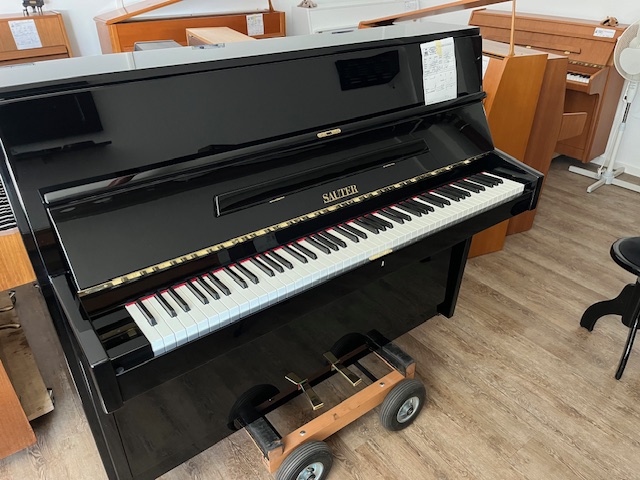 114 schwarz poliert gebraucht Seriennr.36699