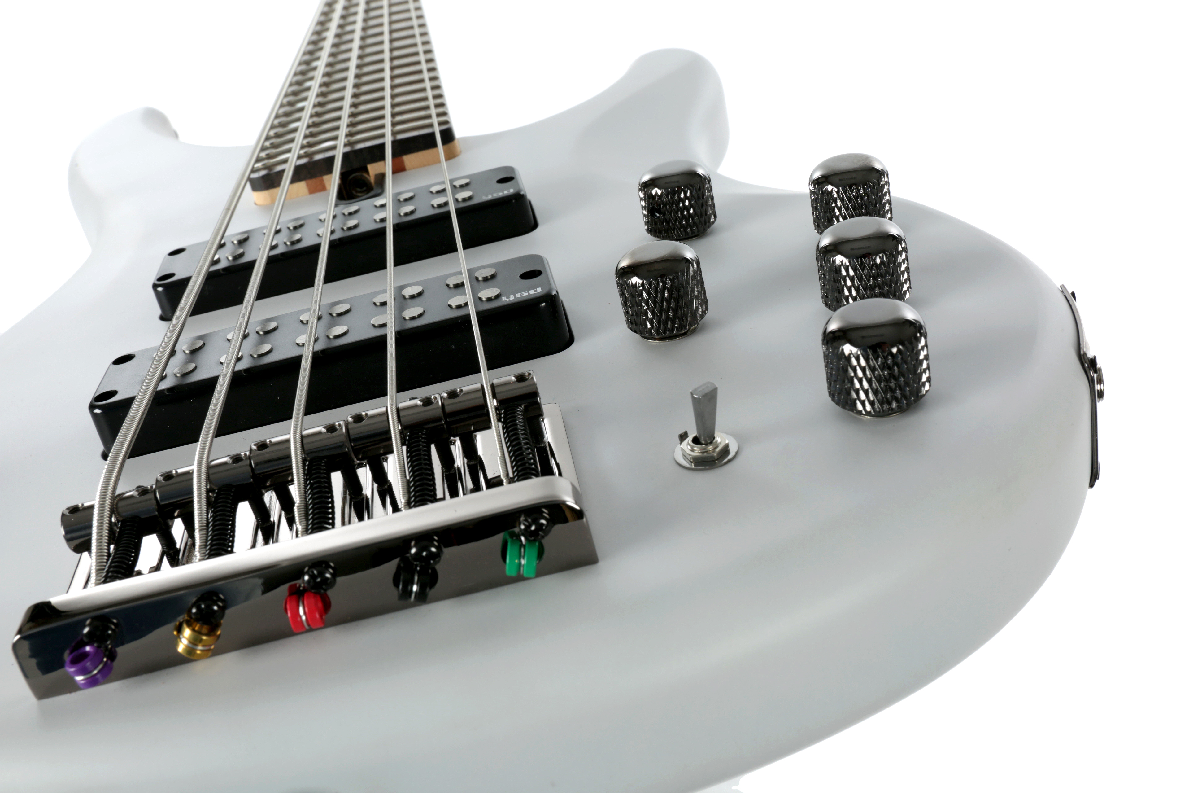 TRBX 505 Tranclucent White 5-Saiter E-Bass