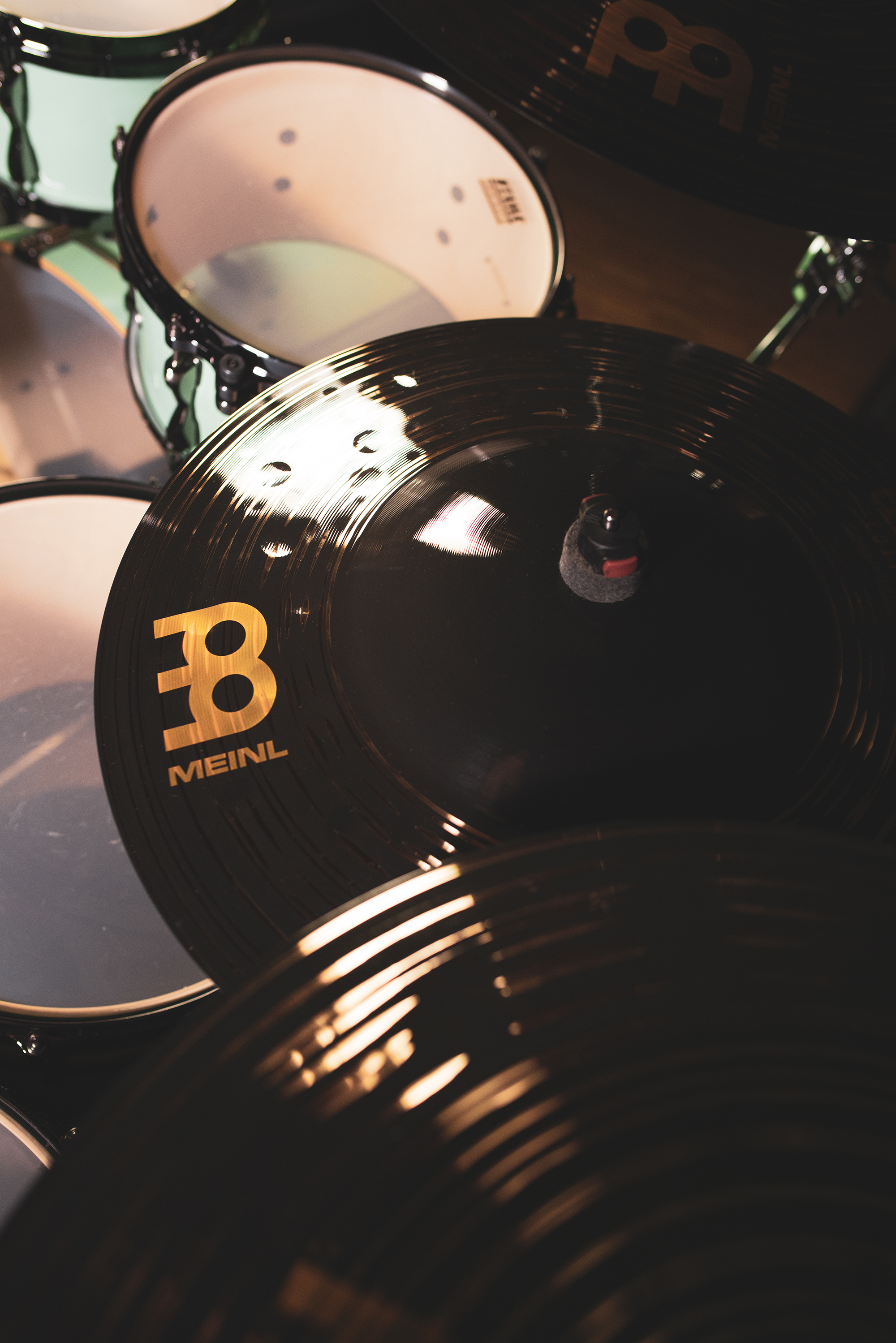 CC18HBBDAR Classics Custom Dark 18" Heavy Big Bell Ride CC18HBBDAR Classics Custom Dark 18" Heavy Big Bell Ride